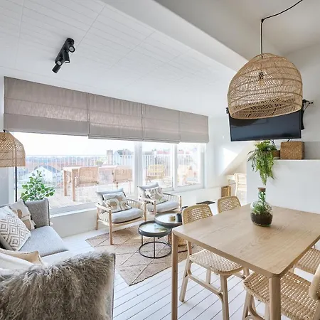 Penthouse Met Garage * 奥斯滕德